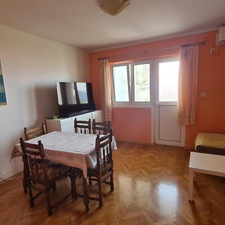 Apartments Vukovic Sveti Stefan Eksteriør billede