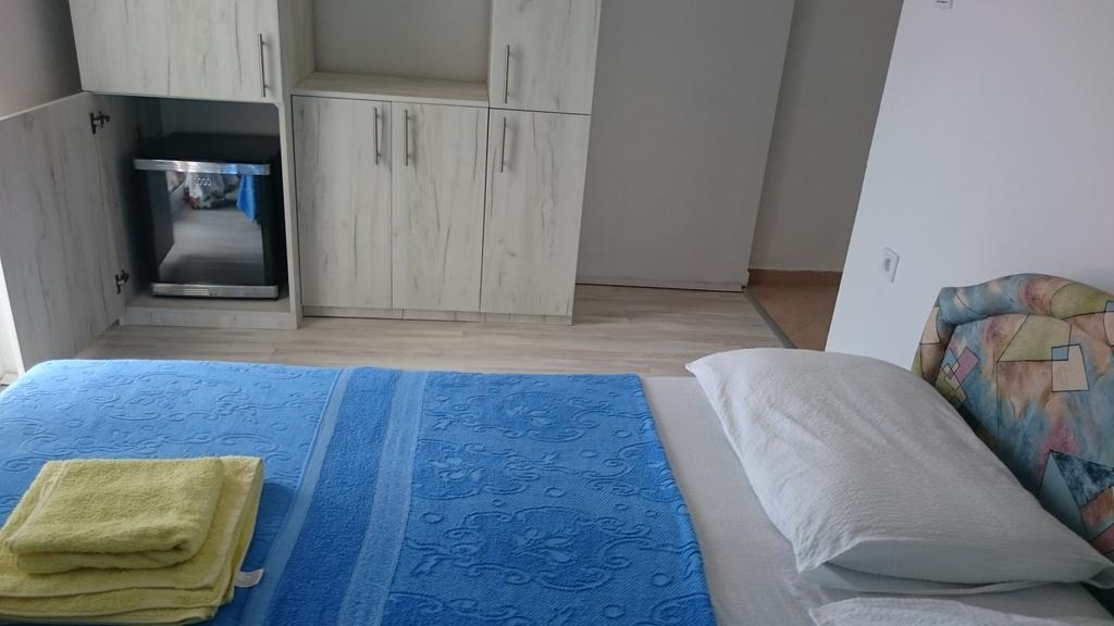 Apartments Vukovic Sveti Stefan Eksteriør billede