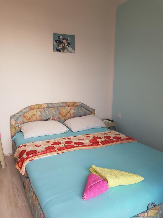 Apartments Vukovic Sveti Stefan Eksteriør billede