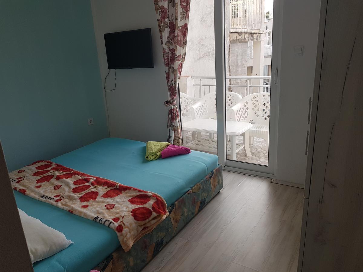 Apartments Vukovic Sveti Stefan Eksteriør billede
