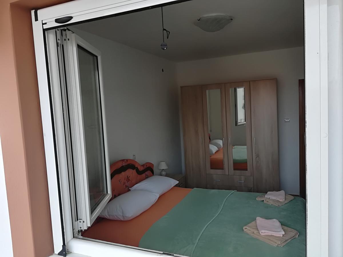 Apartments Vukovic Sveti Stefan Eksteriør billede